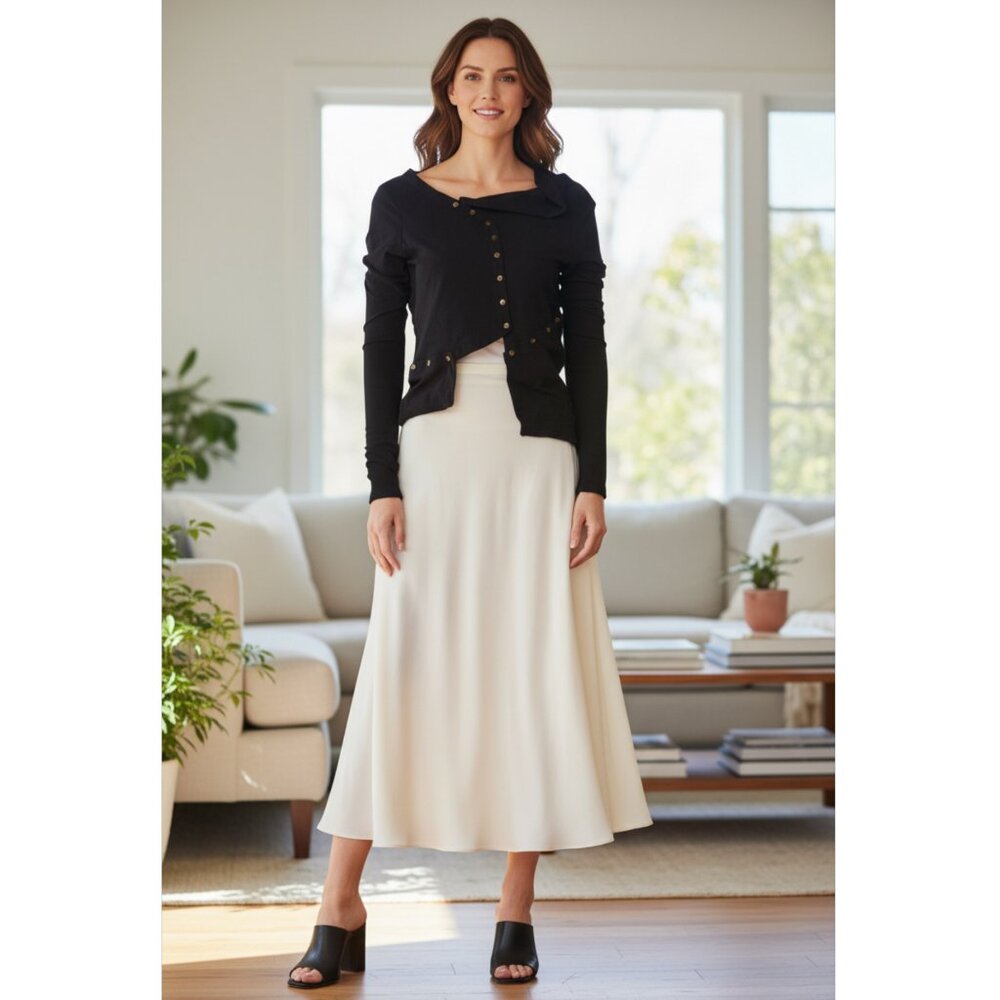 PRISCAVera Bateau Neckline Long Sleeve Crop Top Size: M/L